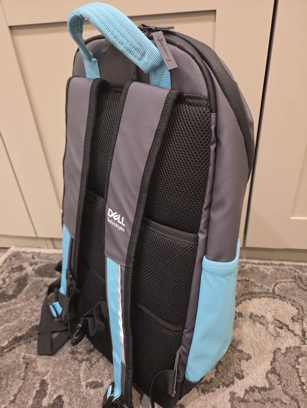 Dell Technologies VMworld 2021 Limited Edition Backpack